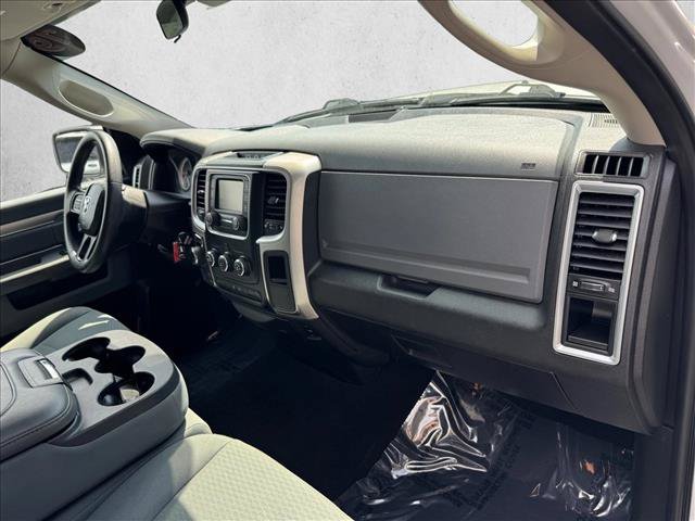 Used 2019 RAM 1500 Classic SLT AWD/4WD image 20