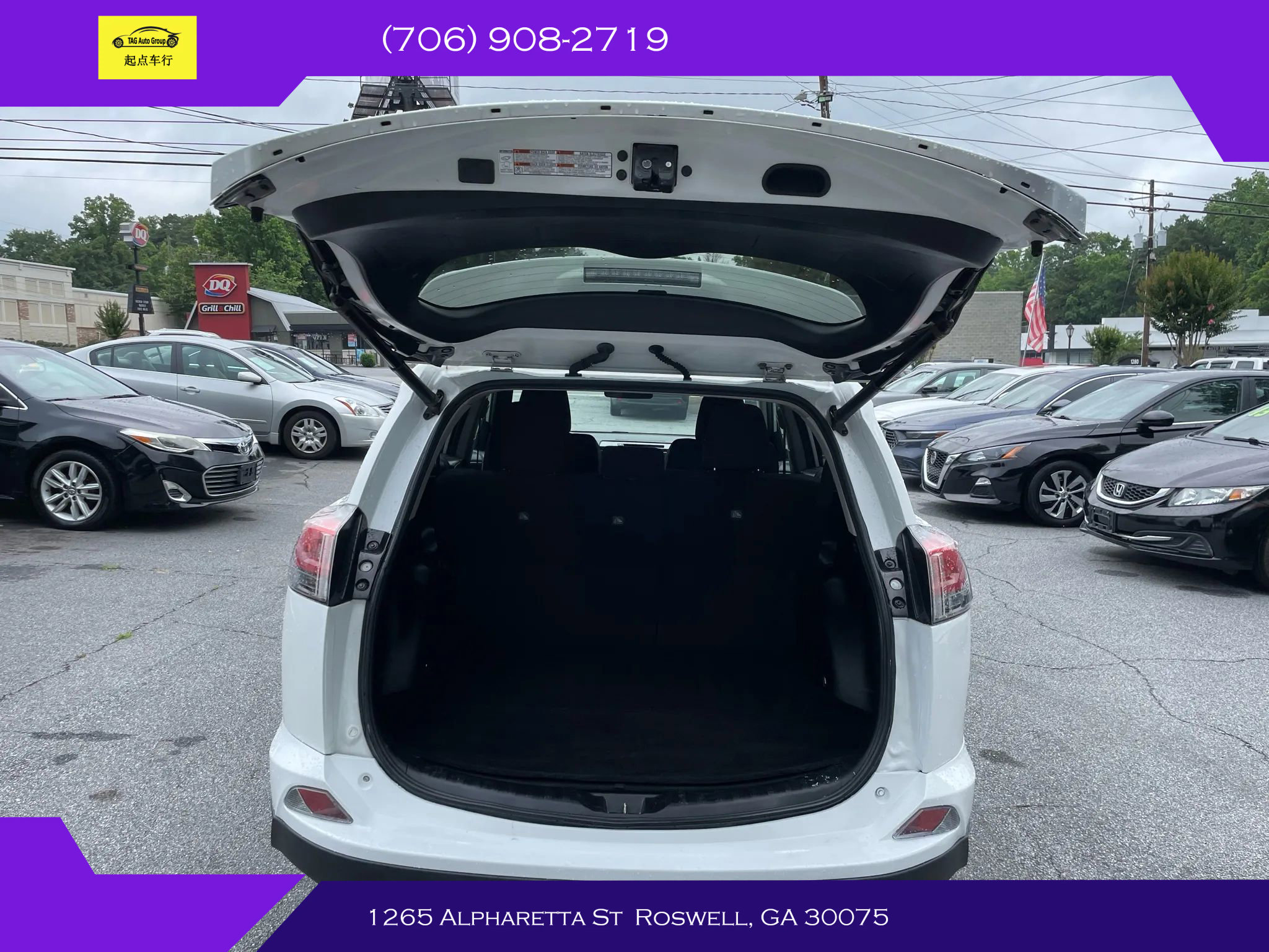 Used 2018 Toyota RAV4 XLE image 9