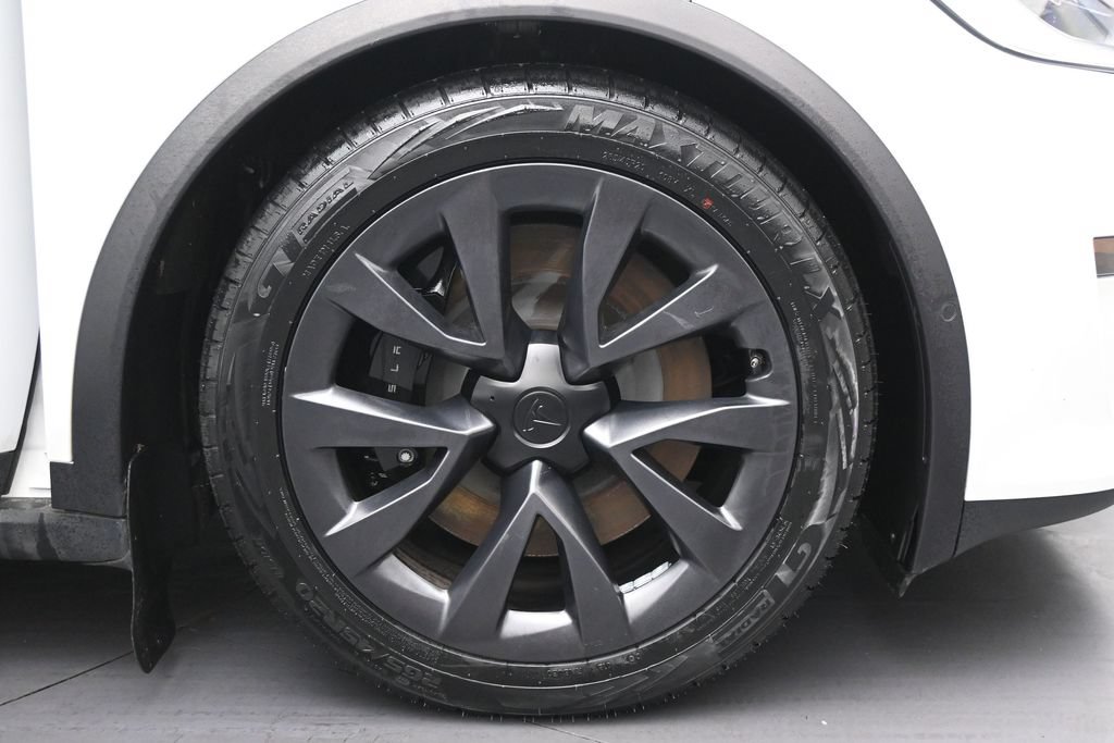 Used 2023 Tesla Model X AWD/4WD image 9