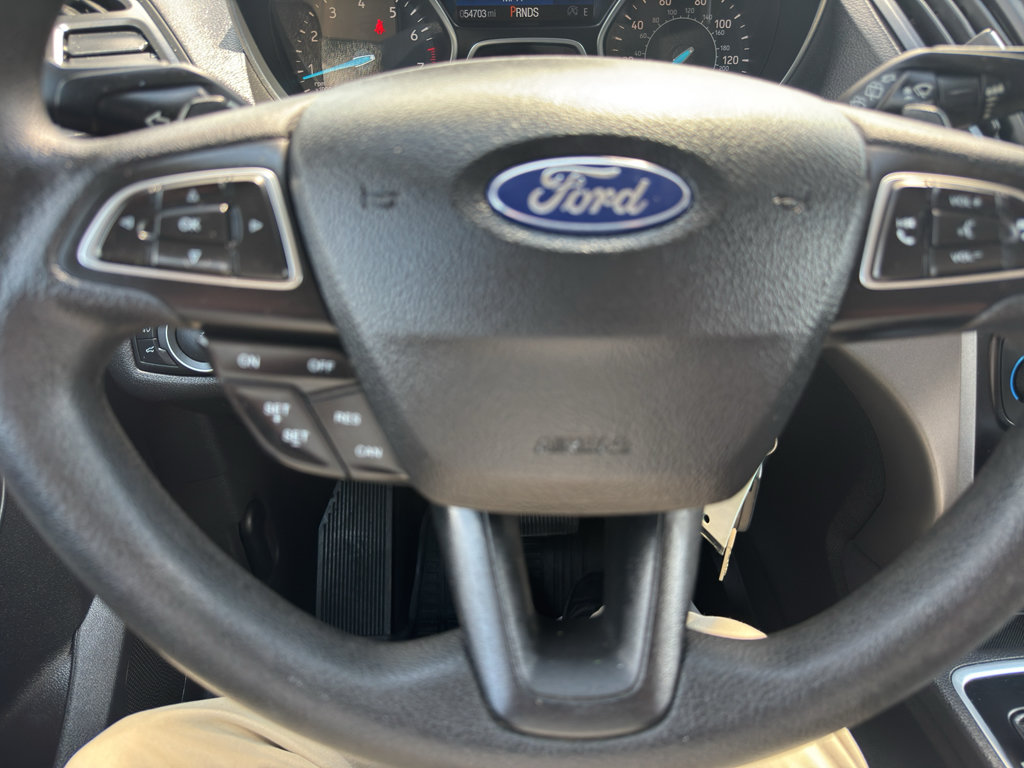 Used 2017 Ford Escape SE w/ Equipment Group 201A AWD/4WD image 11