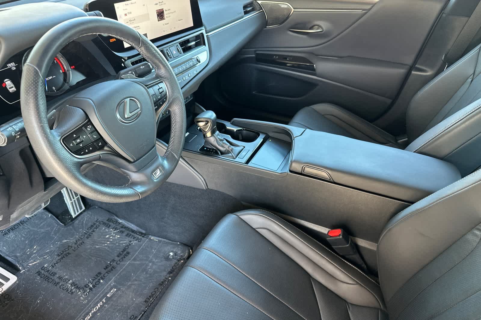 Certified 2023 Lexus ES 350 F Sport w/ Accessory Package (Z1) FWD image 11