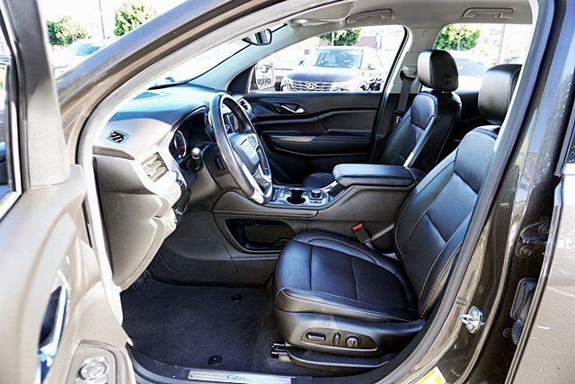 Used 2020 GMC Acadia SLT image 15