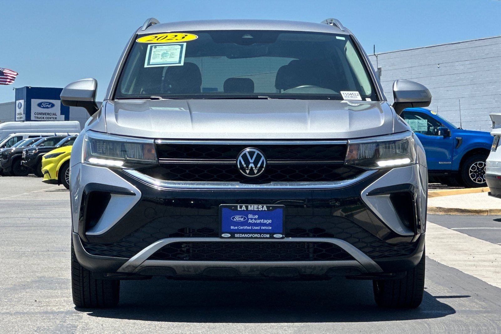 Used 2023 Volkswagen Taos SE FWD image 8