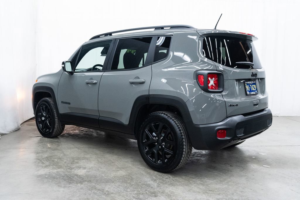 Used 2022 Jeep Renegade Altitude w/ Convenience Group image 4