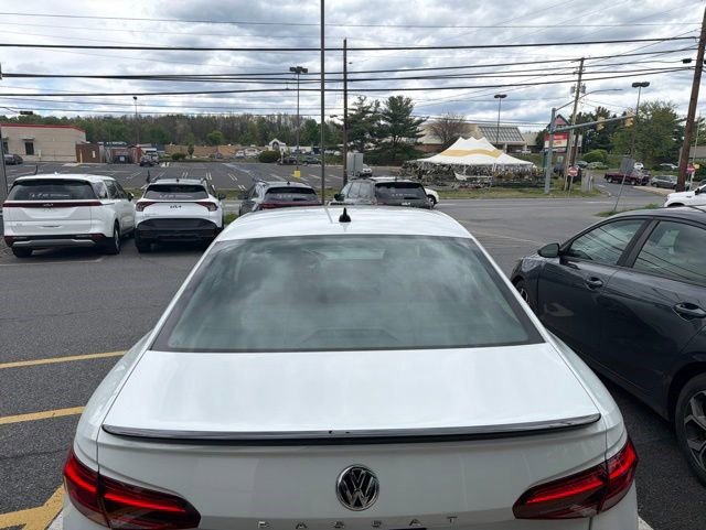 Used 2020 Volkswagen Passat 2.0T R-Line FWD image 6