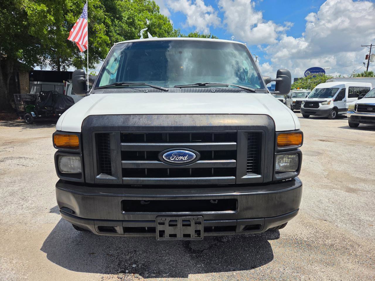 Used 2011 Ford E-250 and Econoline 250 RWD image 8