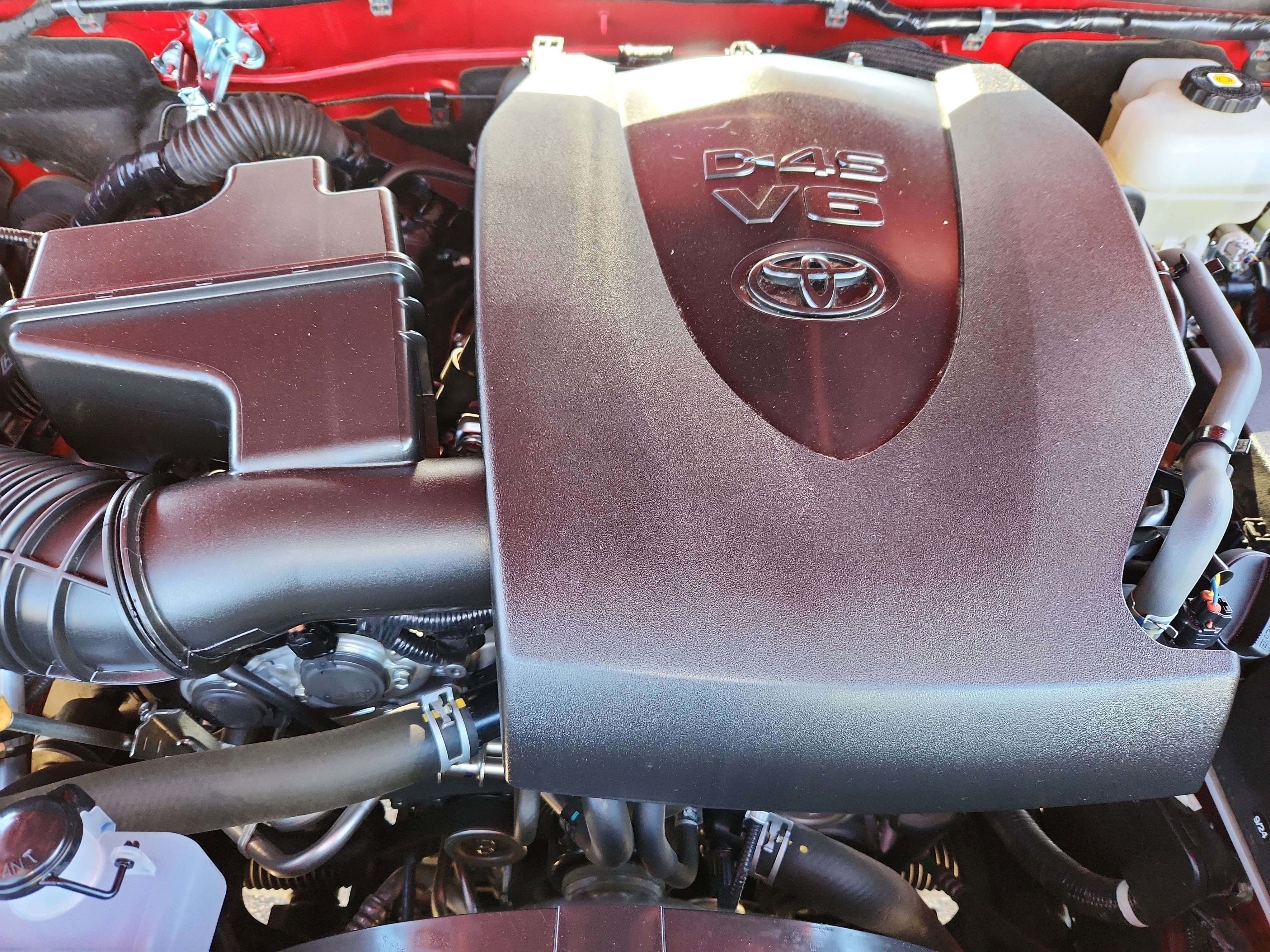 Used 2021 Toyota Tacoma TRD Off-Road w/ Technology Package image 15