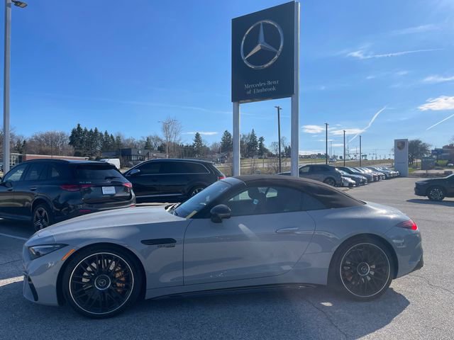 Used 2022 Mercedes-Benz SL 63 AMG 4MATIC w/ Driver Assistance Package image 1