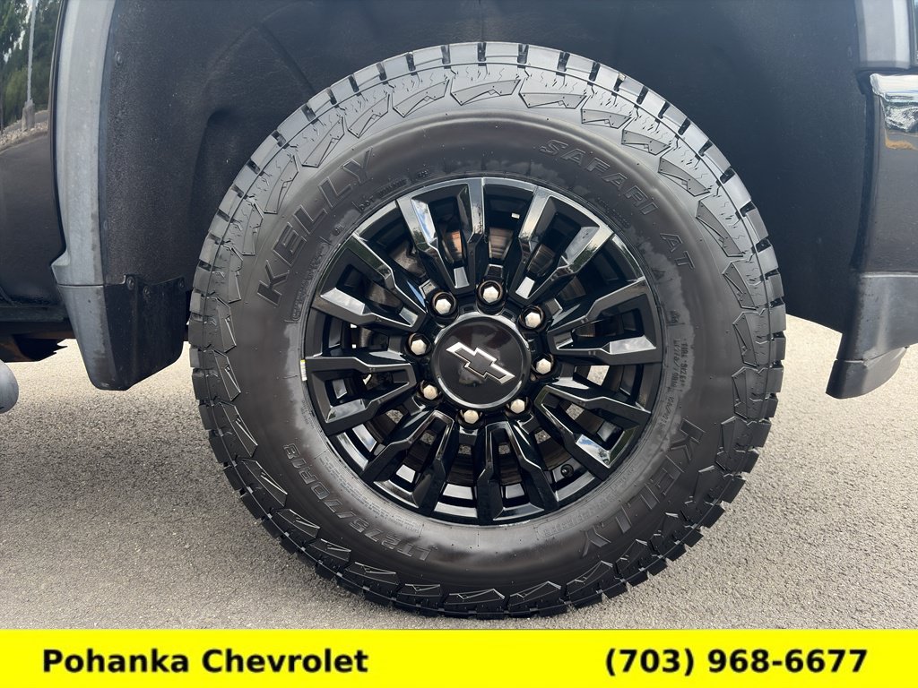 Used 2021 Chevrolet Silverado 2500 LTZ w/ LTZ Plus Package AWD/4WD image 28