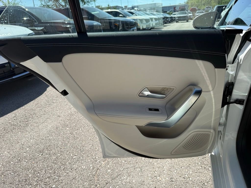Used 2025 Mercedes-Benz CLA 250 4MATIC image 10