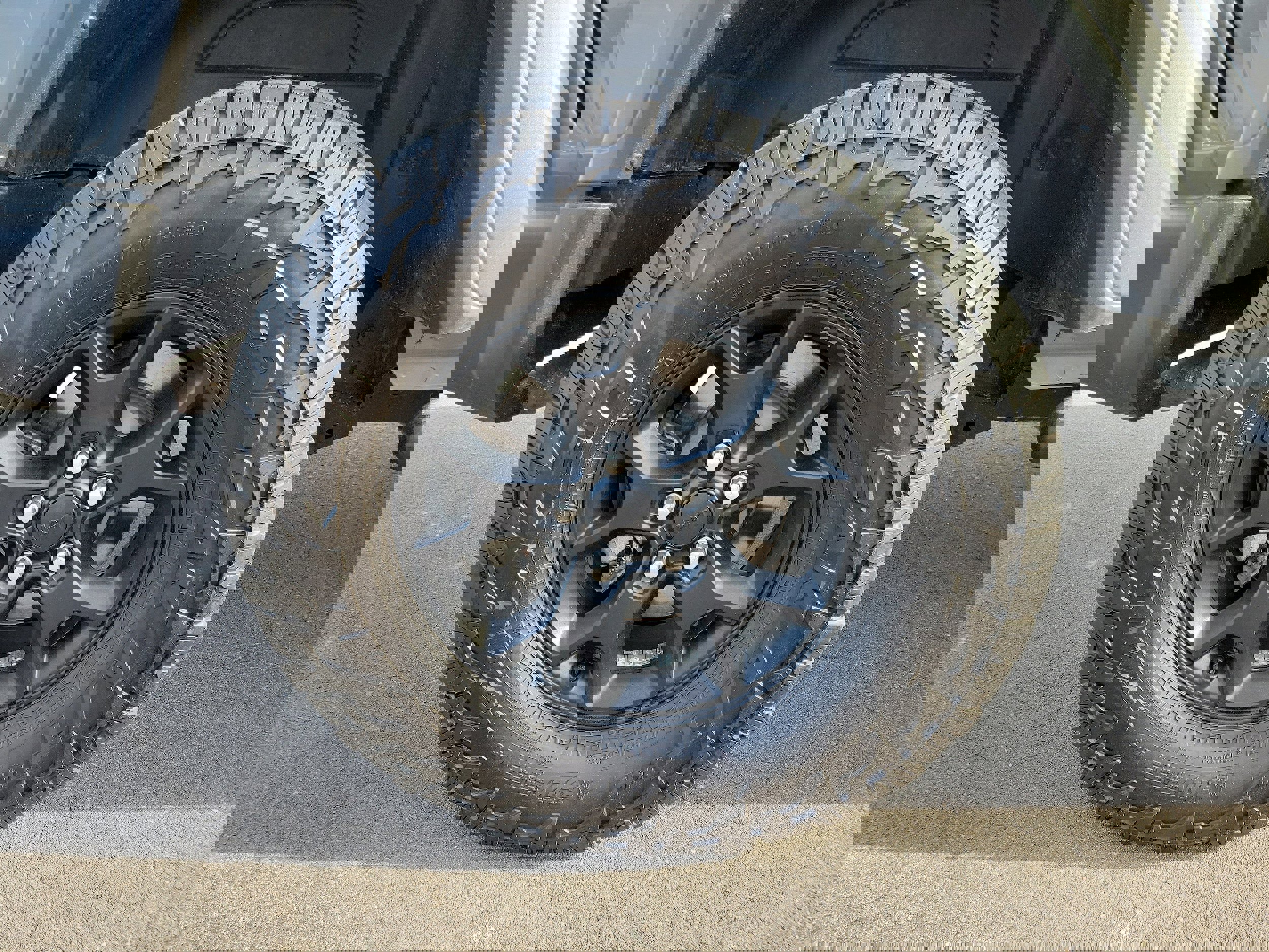 Used 2022 Jeep Wrangler Unlimited Sport image 5