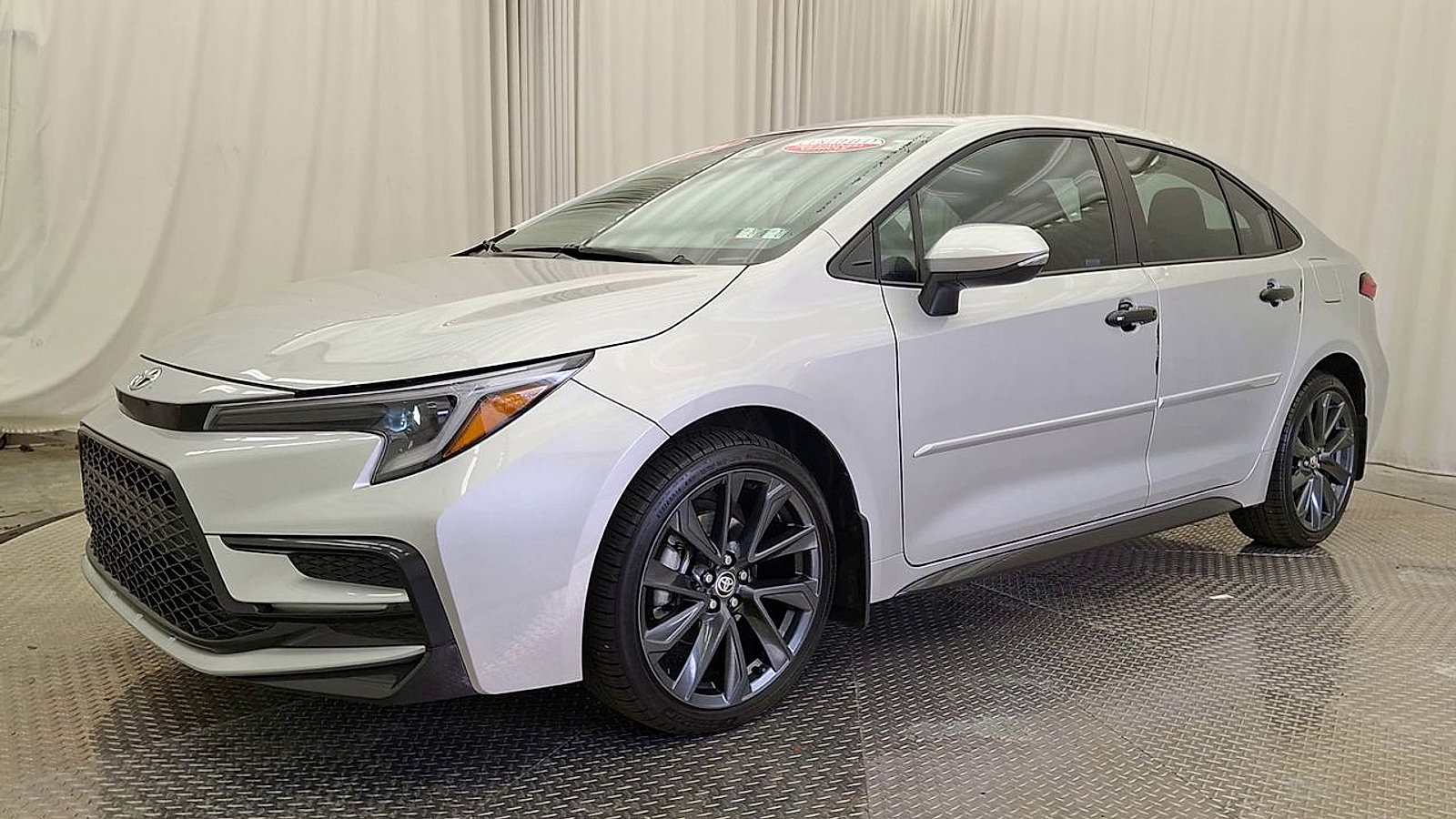 Certified 2026 Toyota Corolla SE FWD image 7