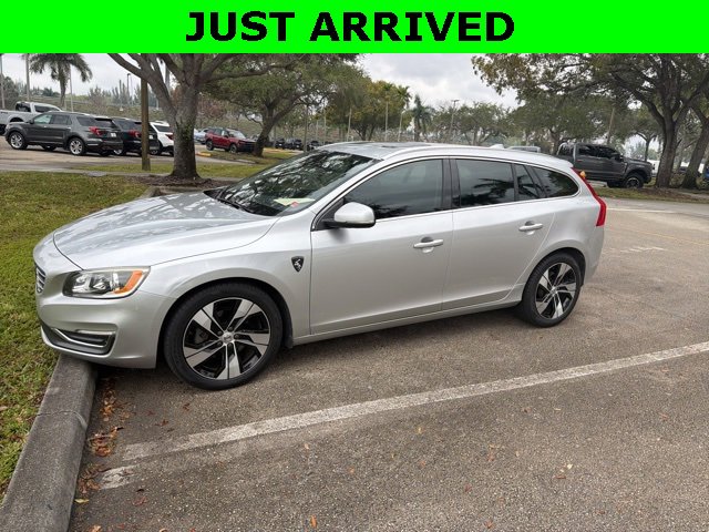 Used 2015 Volvo V60 T5 Premier image 1