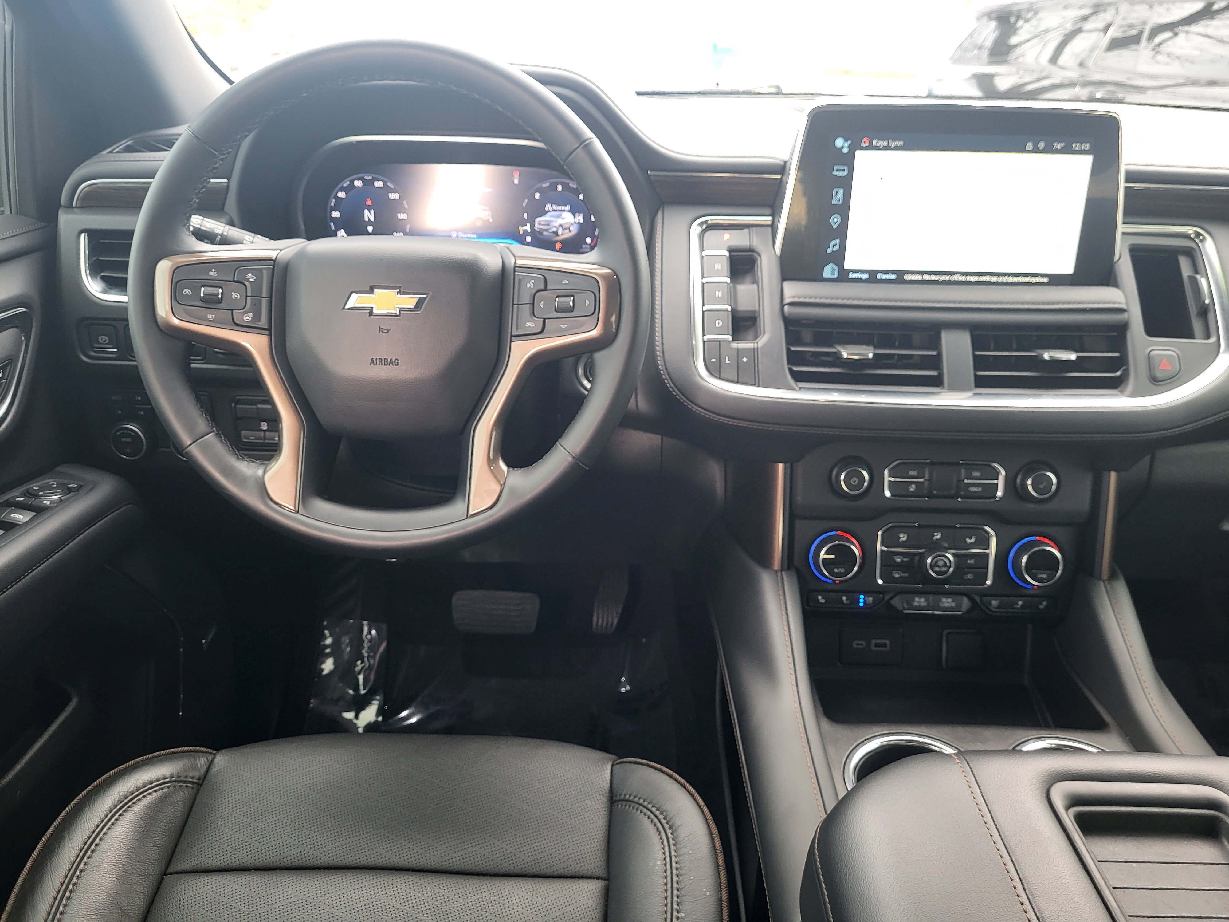 Certified 2023 Chevrolet Suburban High Country image 16