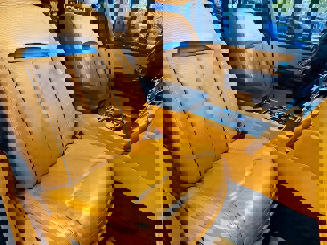 Used 2023 Rolls-Royce Cullinan w/ Dark Exterior Package image 50