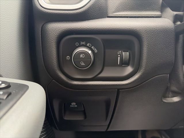 Used 2021 RAM 1500 Big Horn image 18