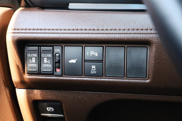 Used 2025 Honda Odyssey Touring image 40