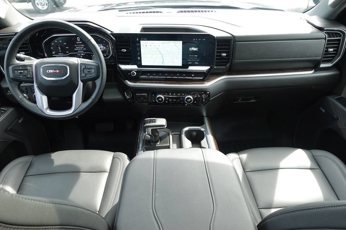 Used 2025 GMC Sierra 1500 Elevation w/ Elevation Premium Package AWD/4WD image 43