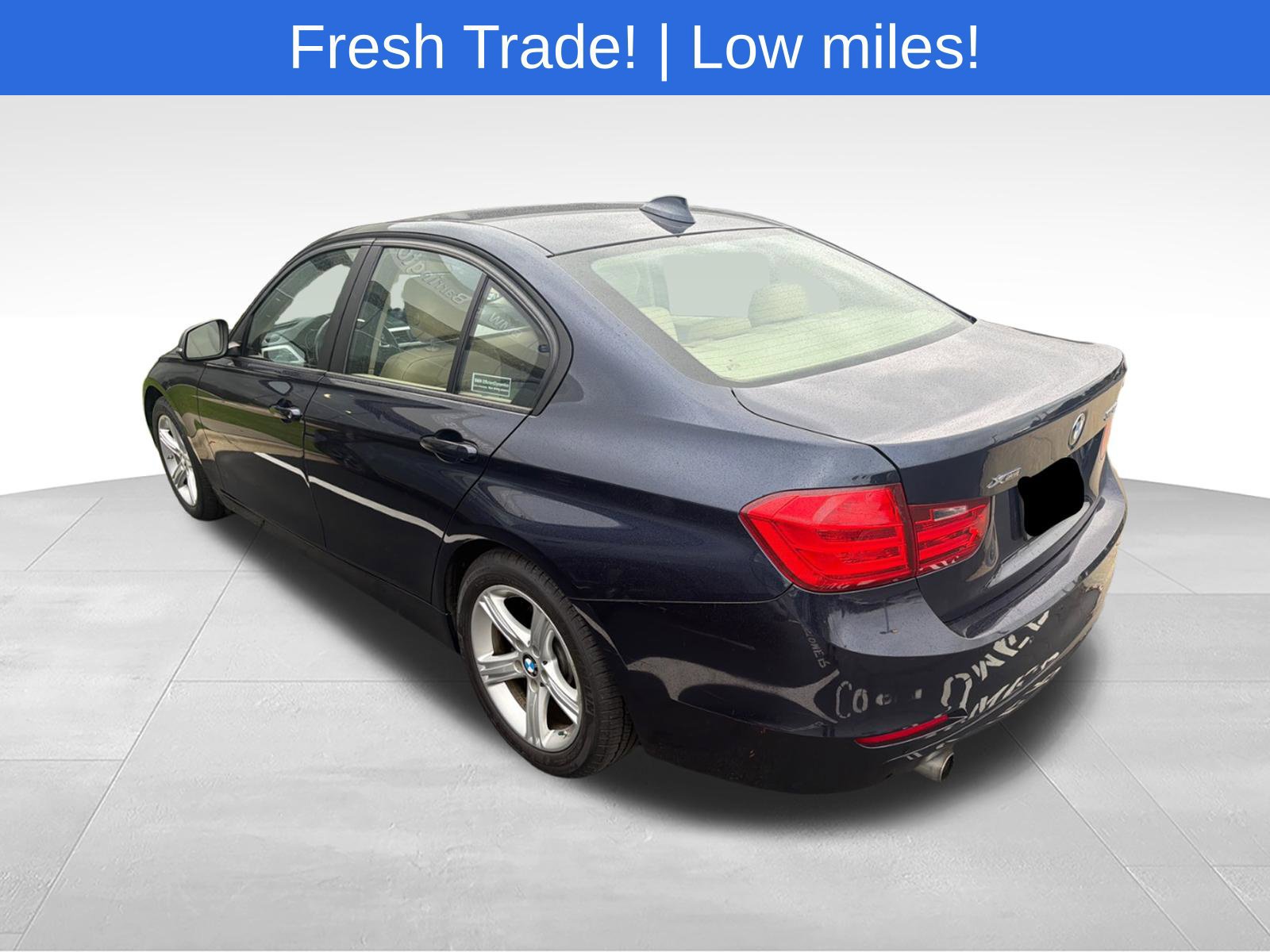 Used 2014 BMW 320i xDrive Sedan AWD/4WD image 3