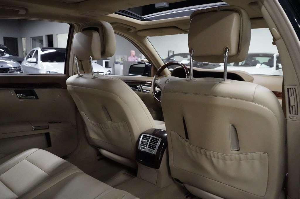 Used 2013 Mercedes-Benz S 550 4MATIC image 25