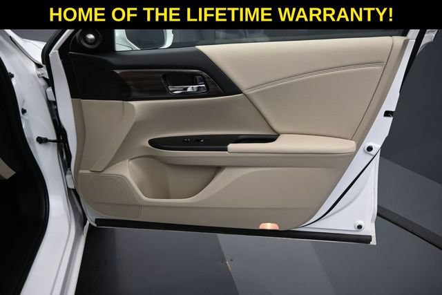 Used 2017 Honda Accord EX-L image 43