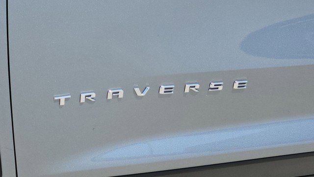 Used 2026 Chevrolet Traverse LT w/ Driver Confidence Package FWD image 32