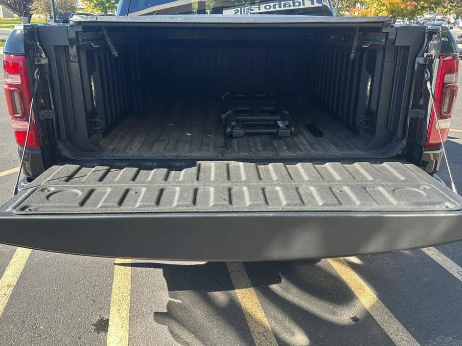 Used 2024 RAM 1500 Limited AWD/4WD image 9