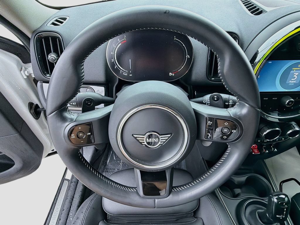 Used 2024 MINI Cooper Countryman S w/ Storage Package FWD image 37