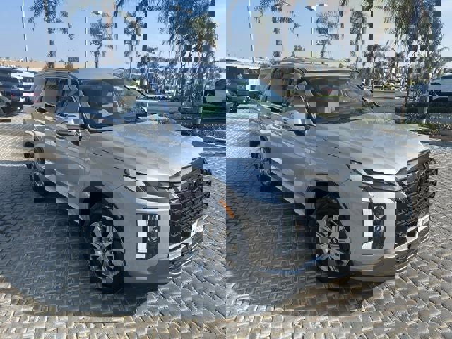 New 2025 Hyundai Palisade SE