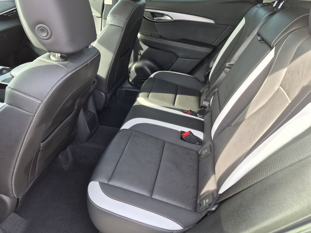 Used 2025 Buick Envision Sport Touring AWD/4WD image 18