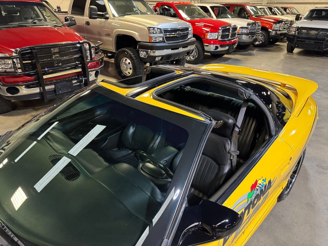 Used 2002 Pontiac Firebird Trans Am image 27