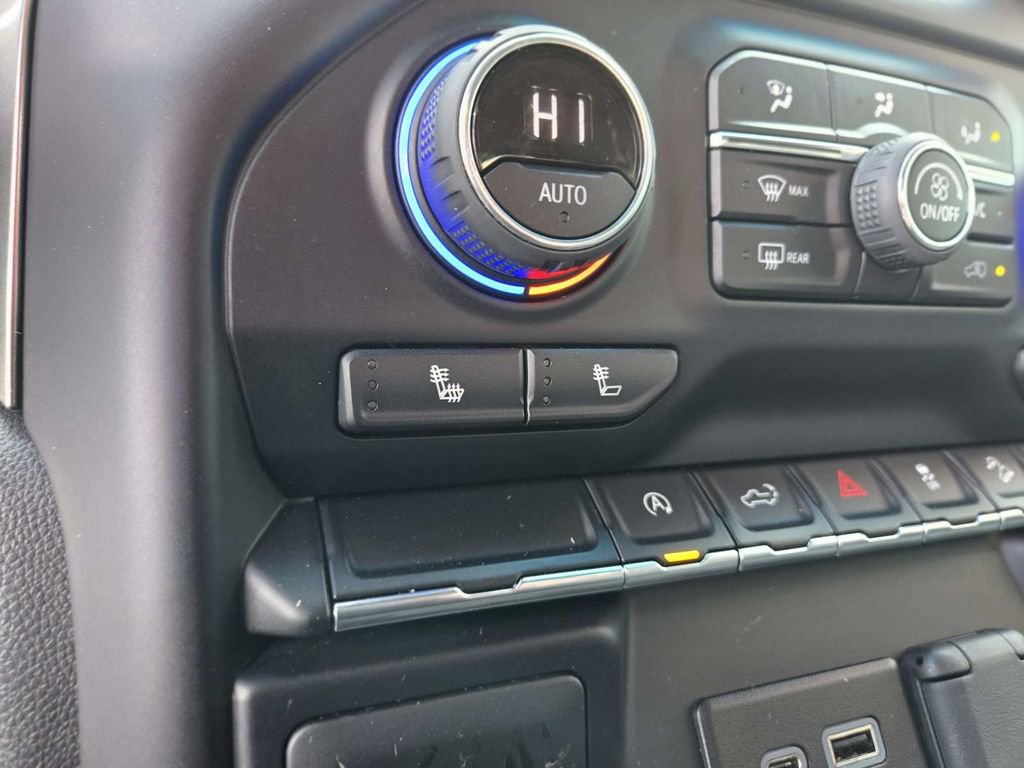 Used 2022 Chevrolet Silverado 1500 LT image 31