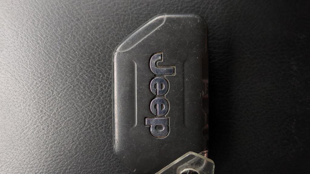 Used 2021 Jeep Wrangler Unlimited Sport AWD/4WD image 21
