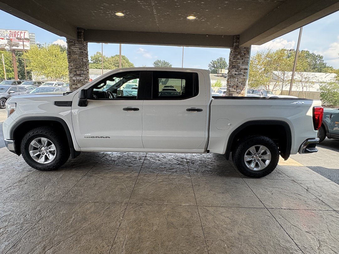 Used 2019 GMC Sierra 1500 4x4 Crew Cab w/ Convenience Package image 9
