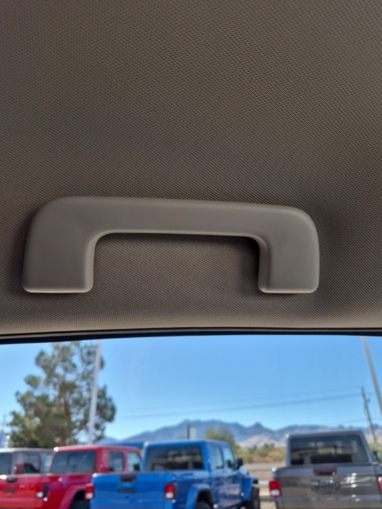 Used 2021 Toyota Tacoma image 43