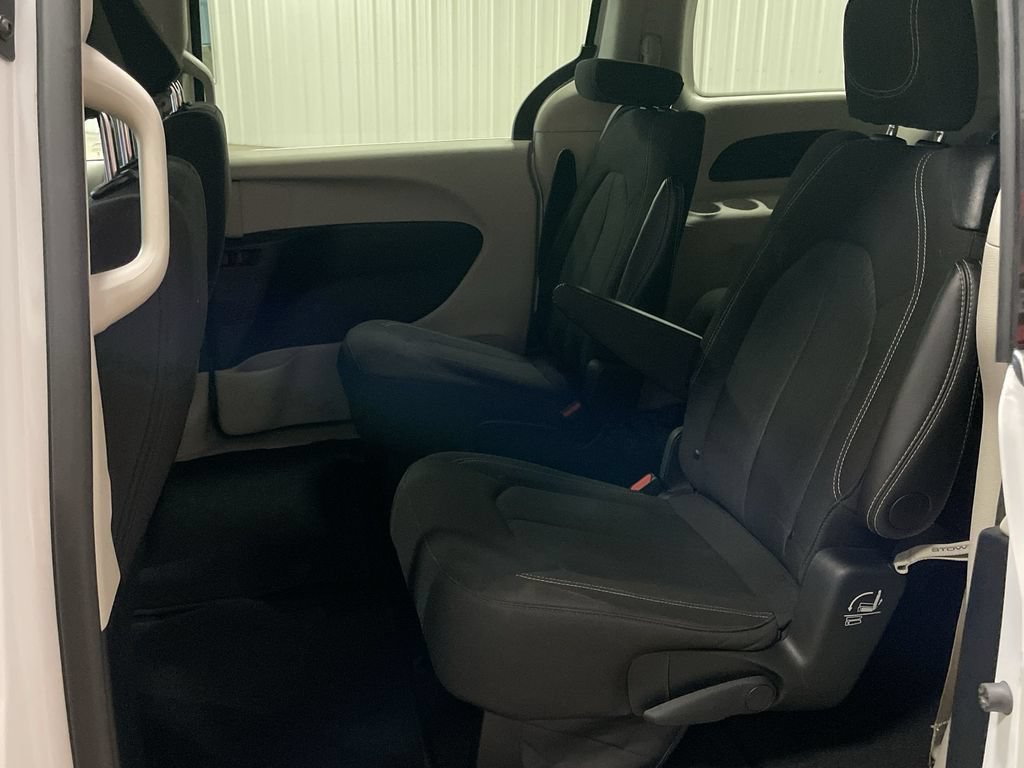 Used 2024 Chrysler Voyager LX FWD image 22