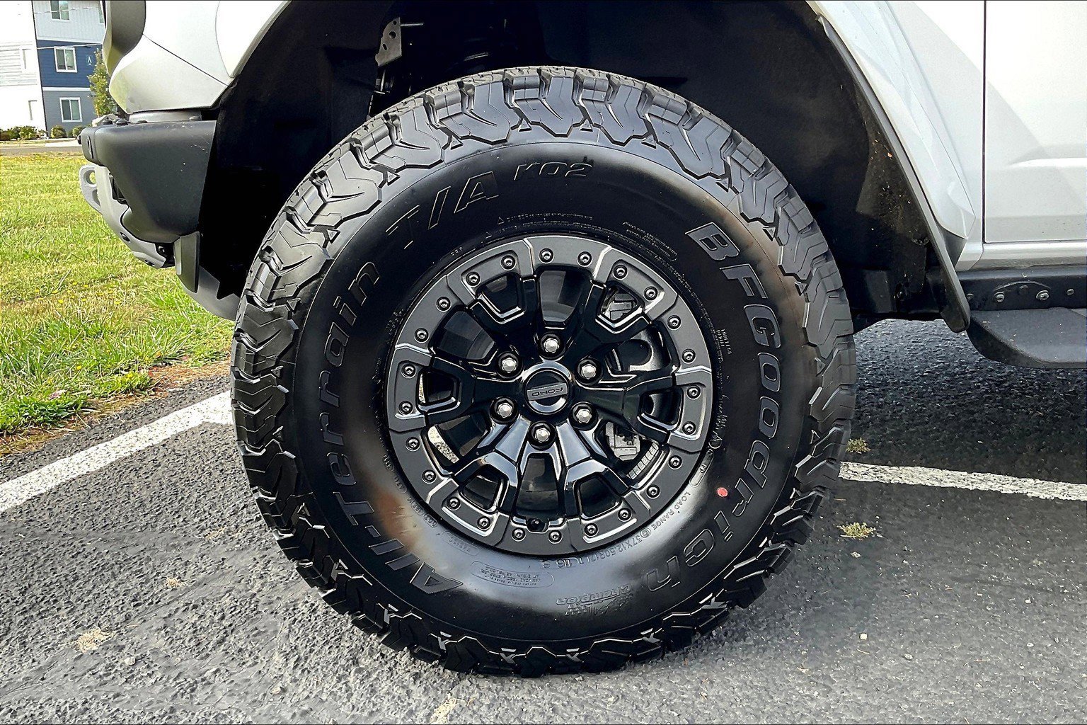 Used 2024 Ford Bronco Raptor w/ Interior Carbon Fiber Pack 6 image 8