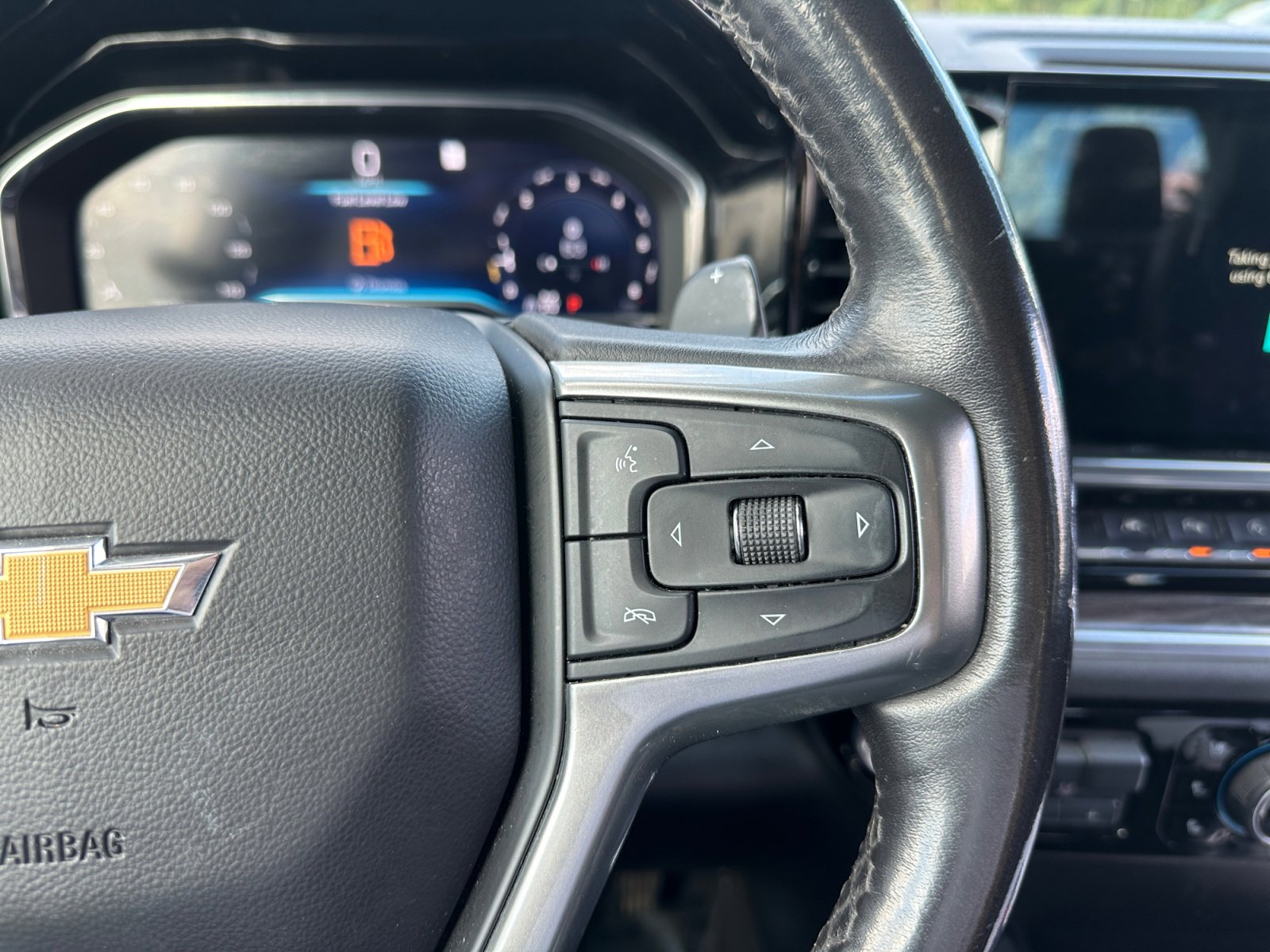 Used 2023 Chevrolet Silverado 1500 LTZ image 20