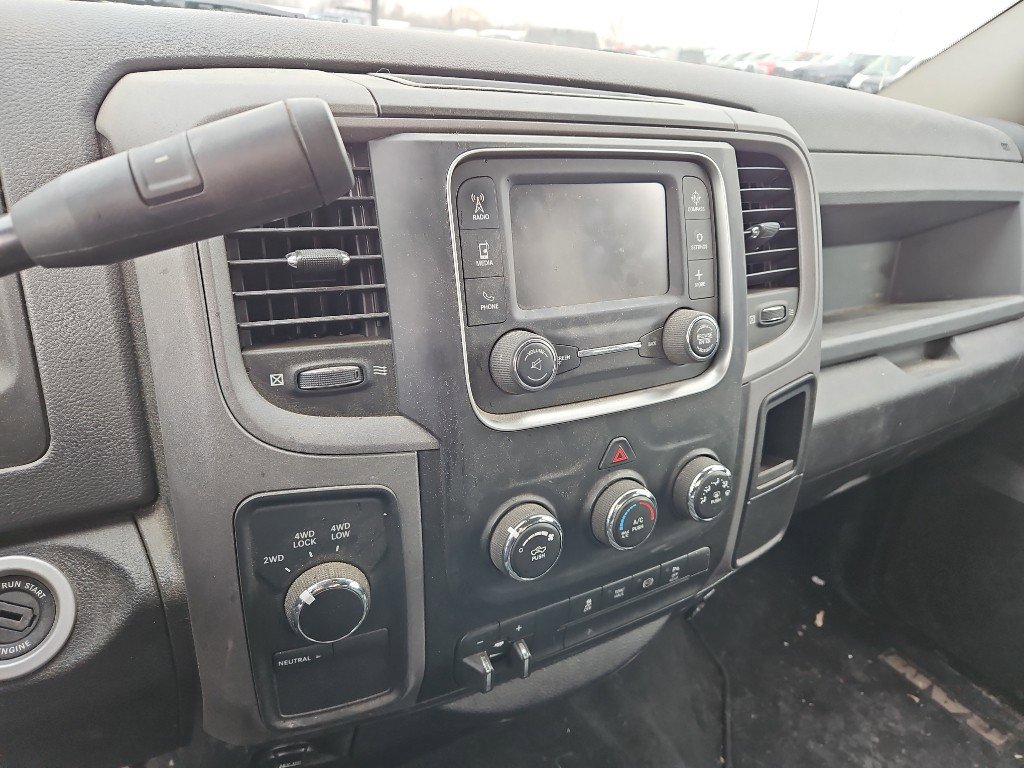 Used 2017 RAM 3500 Tradesman w/ Chrome Appearance Group image 12