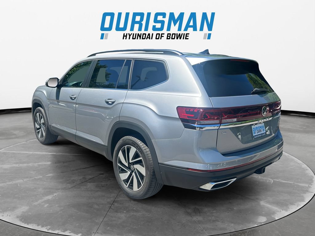Used 2024 Volkswagen Atlas SE AWD/4WD image 4