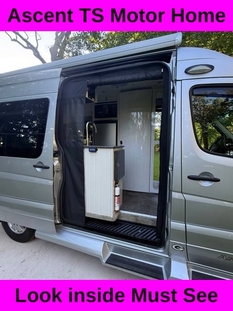 Used 2016 Mercedes-Benz Sprinter 2500 image 6