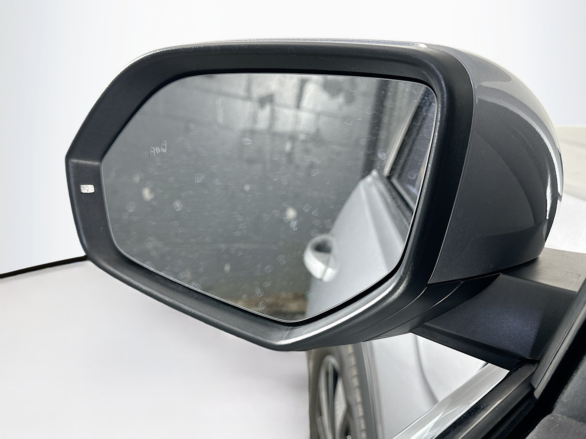 Used 2025 Volkswagen Atlas SE FWD image 16