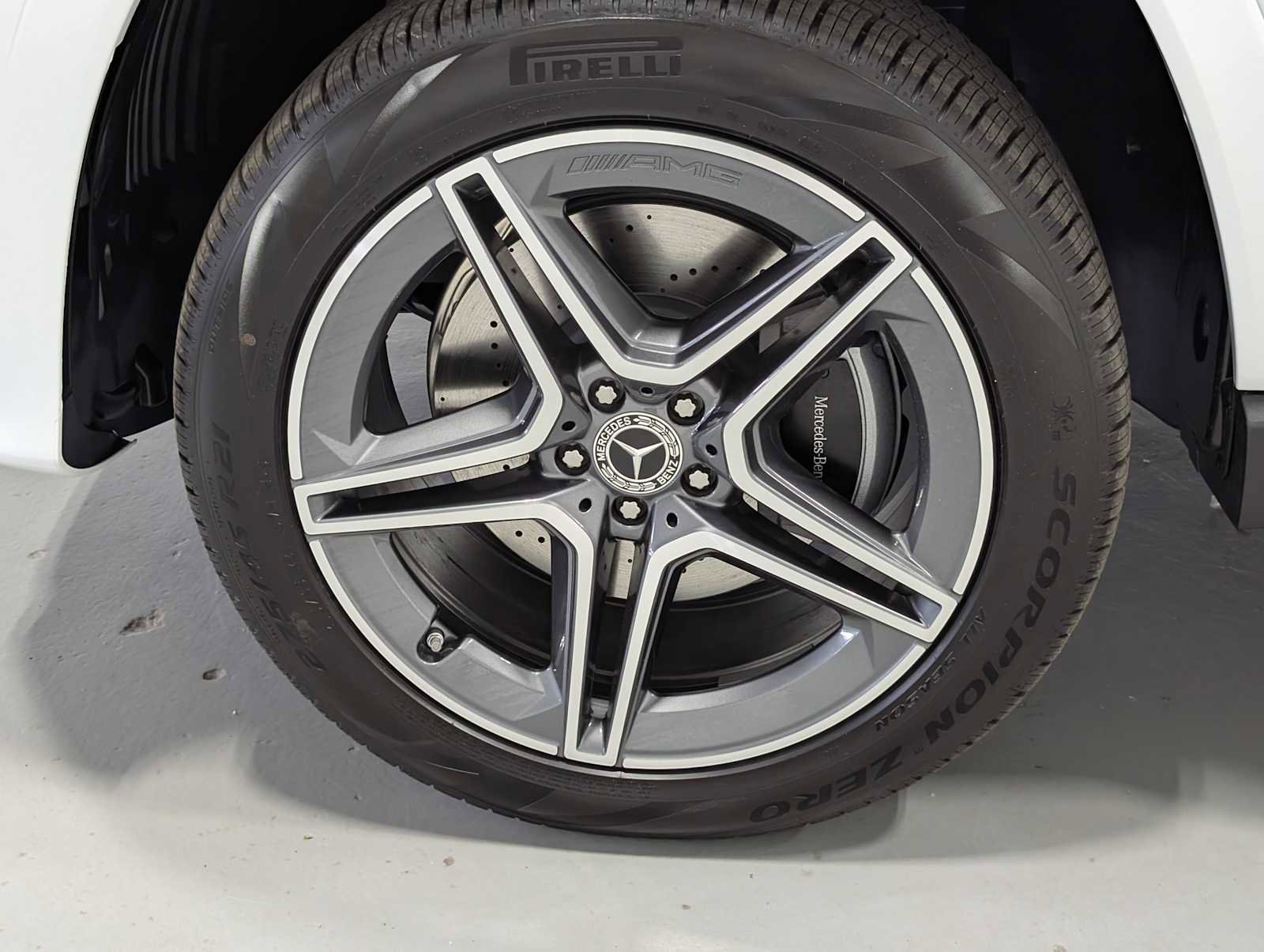 New 2026 Mercedes-Benz GLS 450 4MATIC image 3