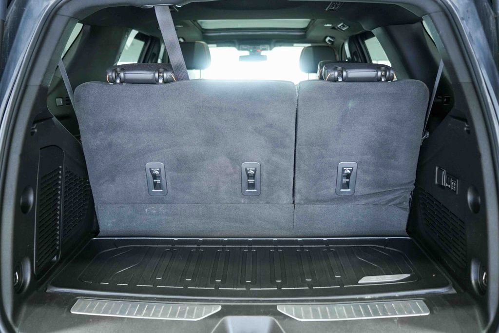 Used 2022 GMC Yukon AT4 image 11