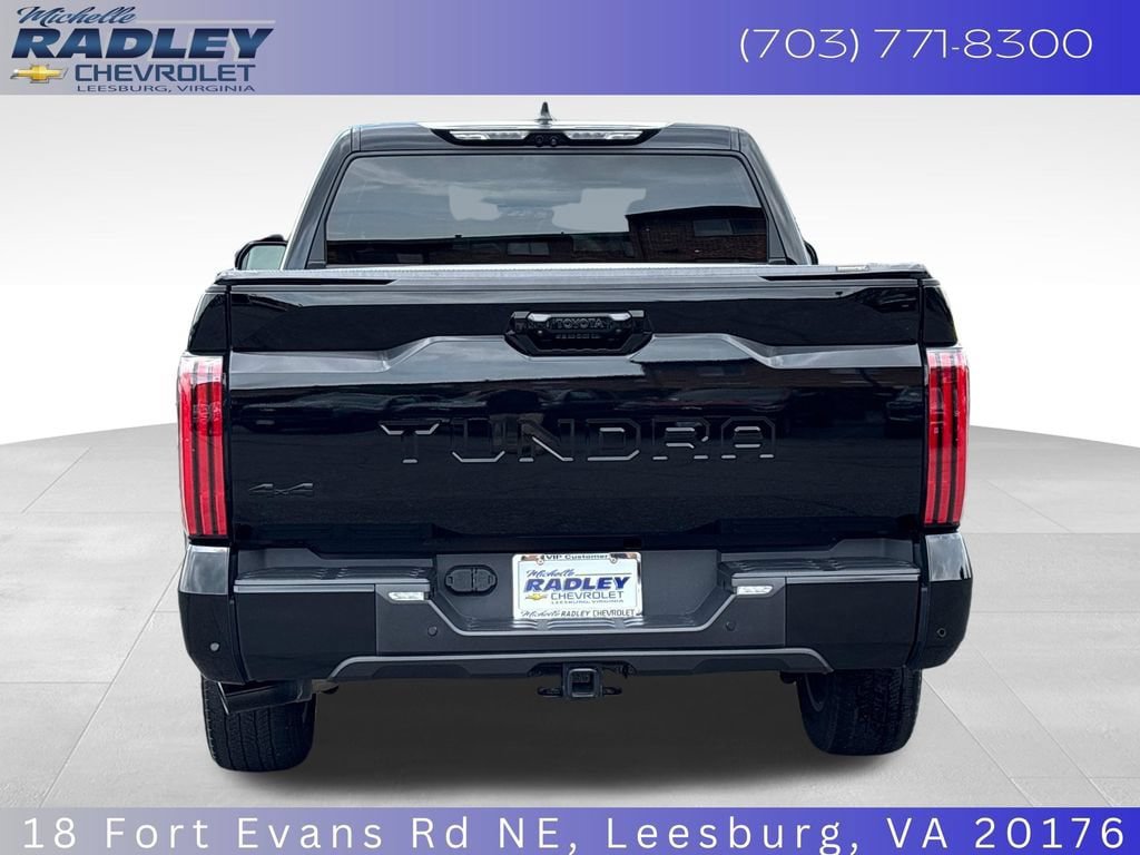 Used 2024 Toyota Tundra Platinum AWD/4WD image 4