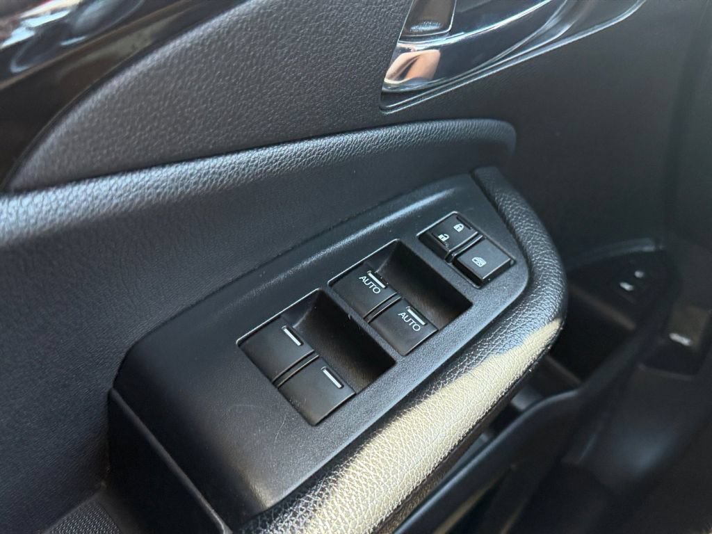 Used 2016 Honda Pilot Touring image 24
