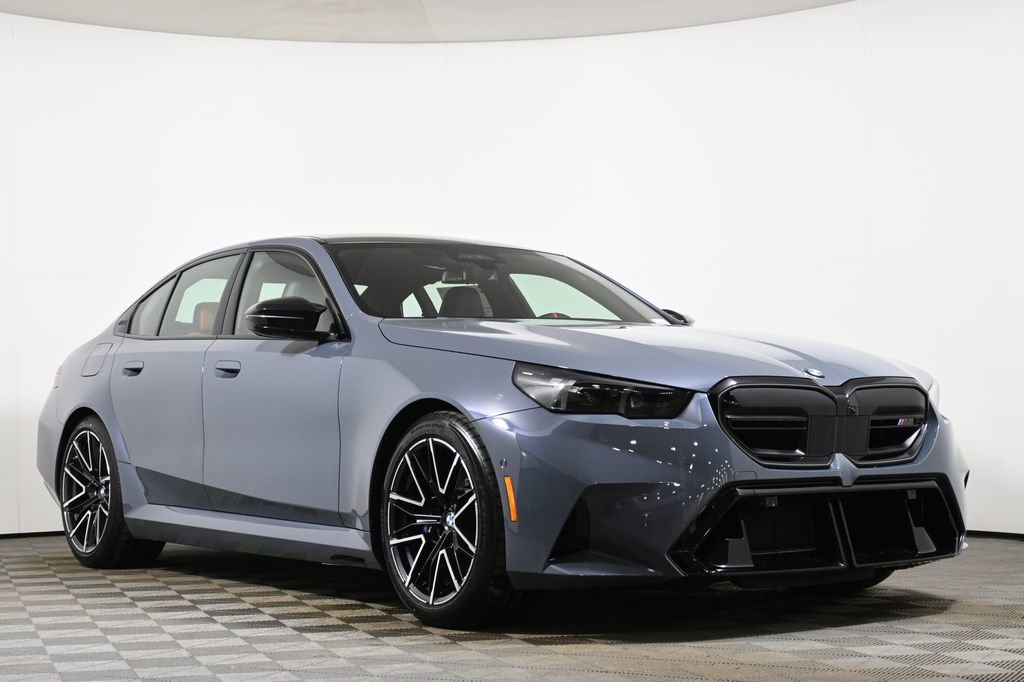 New 2026 BMW M5 w/ Executive Package AWD/4WD image 9