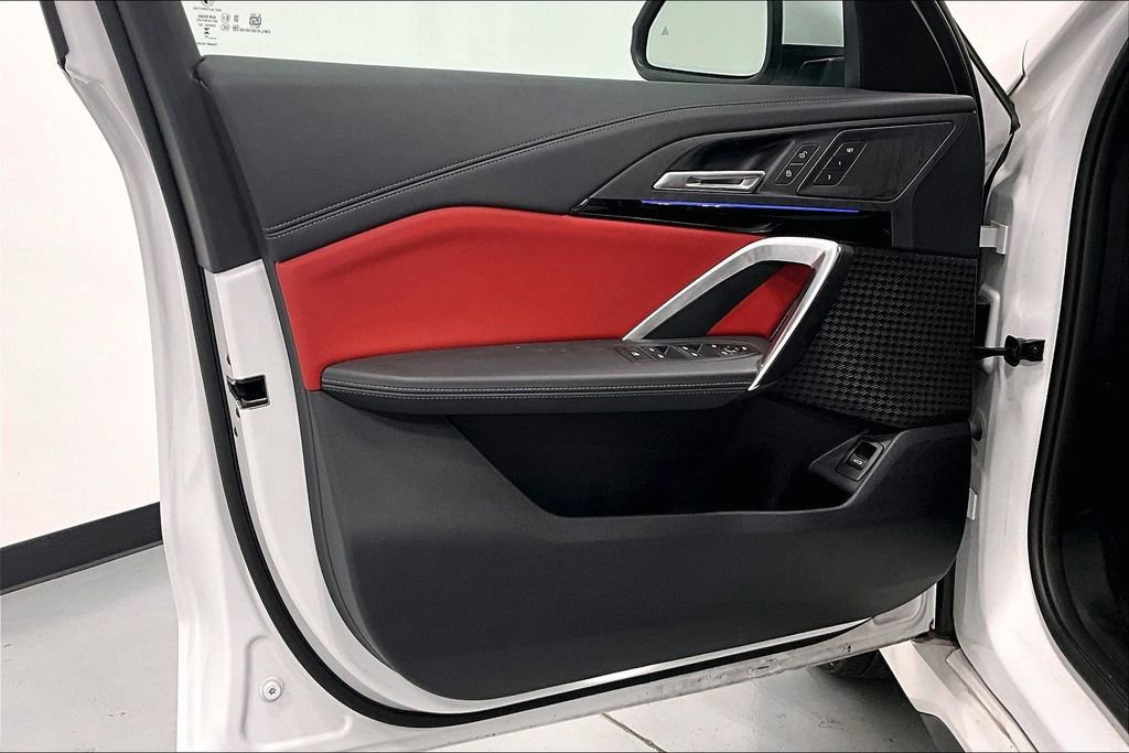 Used 2025 BMW X1 xDrive28i image 17