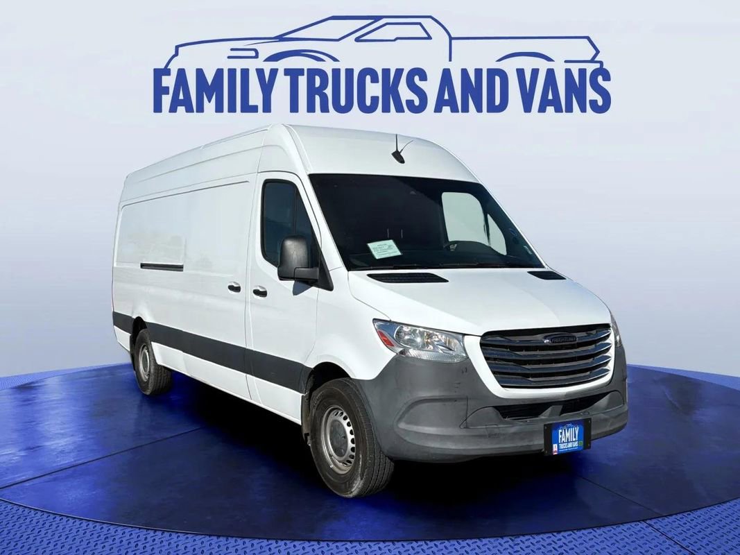 Used 2021 Freightliner Sprinter 2500 image 7