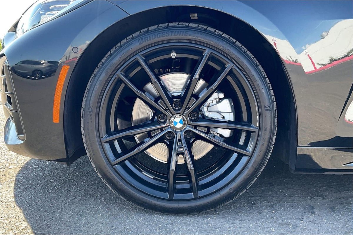 Used 2021 BMW 430i Coupe w/ M Sport Package RWD image 8